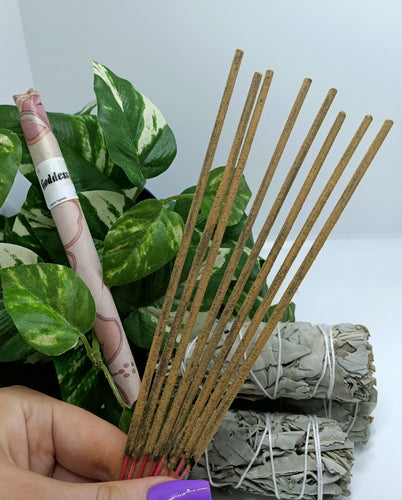 Moondance Goddess Hand Rolled Incense 8 sticks