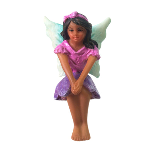 Fairy Mia Sitting